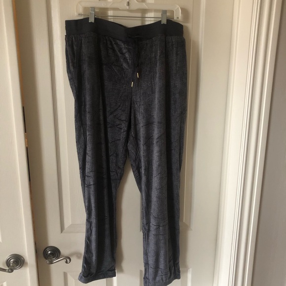 Secret Treasures Black Track Pants - Picture 1 of 3